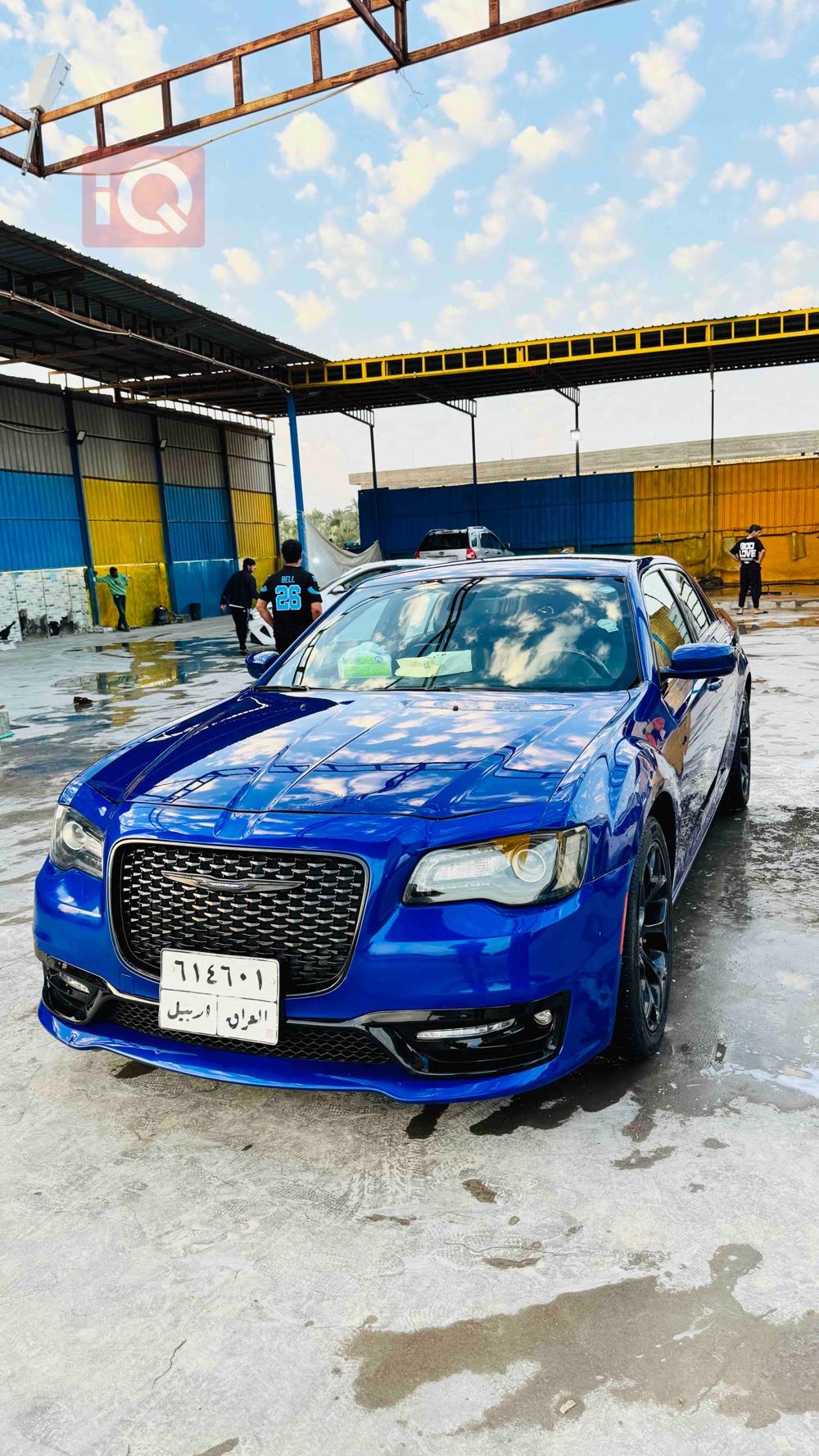 کرایسلەر 300